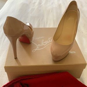 Christian Louboutin Bianca 120 Patent 37